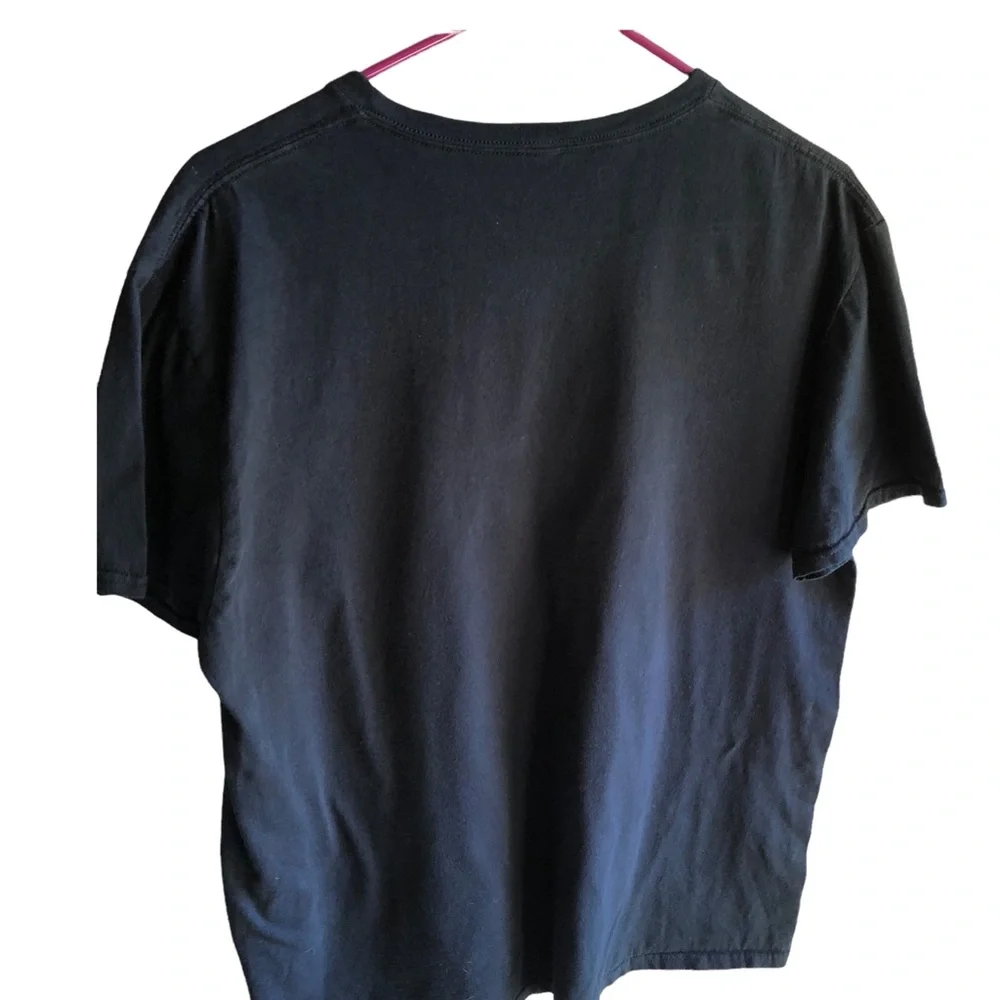 Batman's Harley Quinn Tshirt. Black with Harley Quinn in Red White and Black. L - Picture 6 of 10